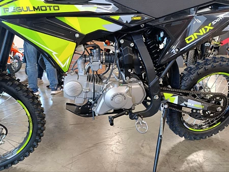 Питбайк Regulmoto ONIX SPORT (Черный/ зеленый, 204070-1)